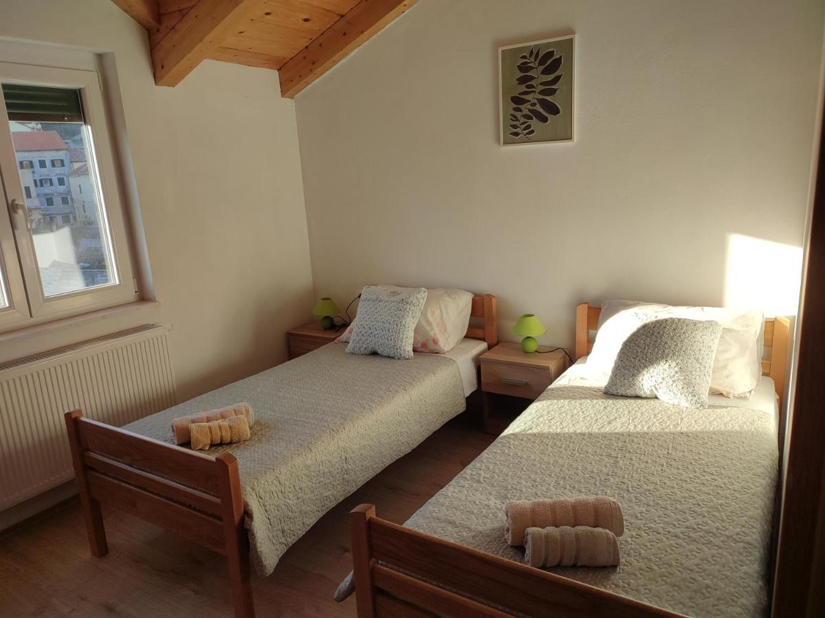 Apartments Pulic 스크라딘 외부 사진