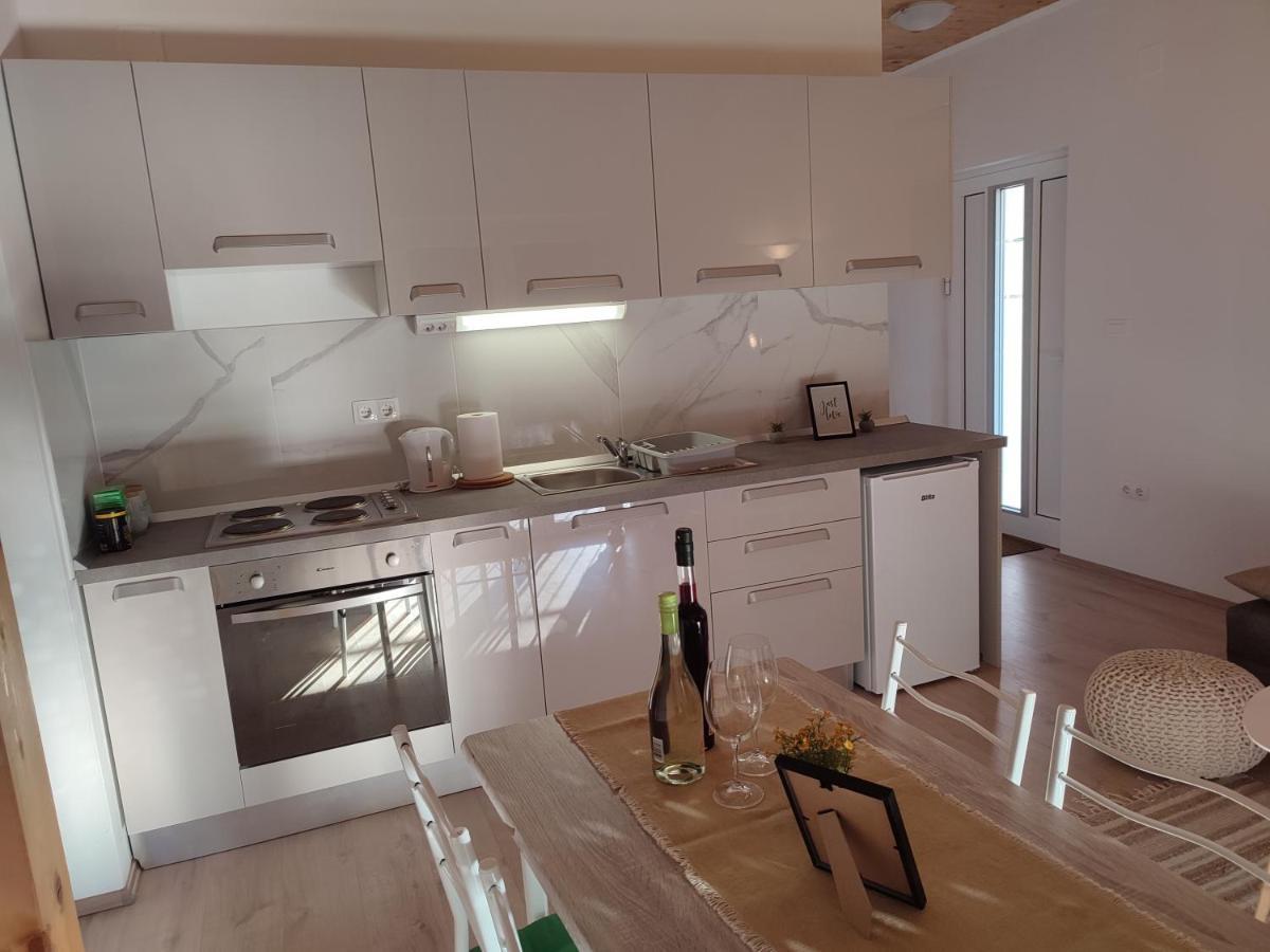 Apartments Pulic 스크라딘 외부 사진