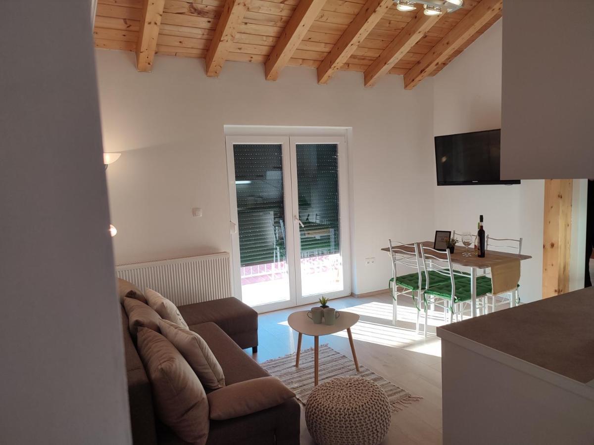 Apartments Pulic 스크라딘 외부 사진