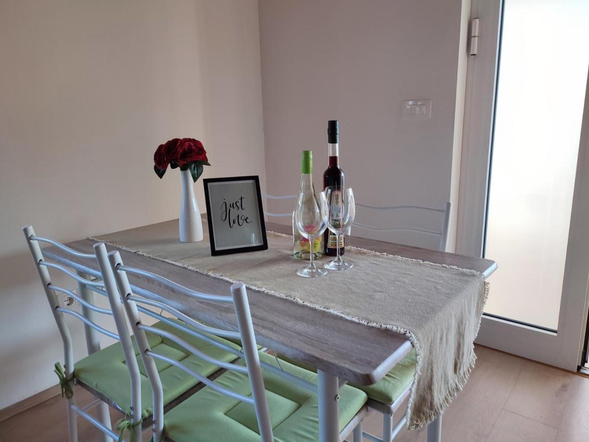Apartments Pulic 스크라딘 외부 사진
